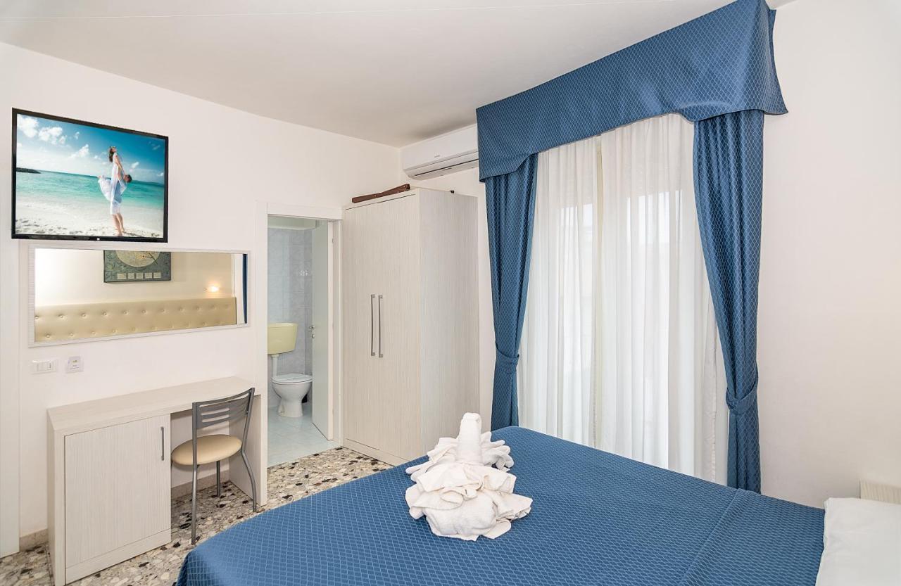 Hotel Caribe Viareggio Exterior foto